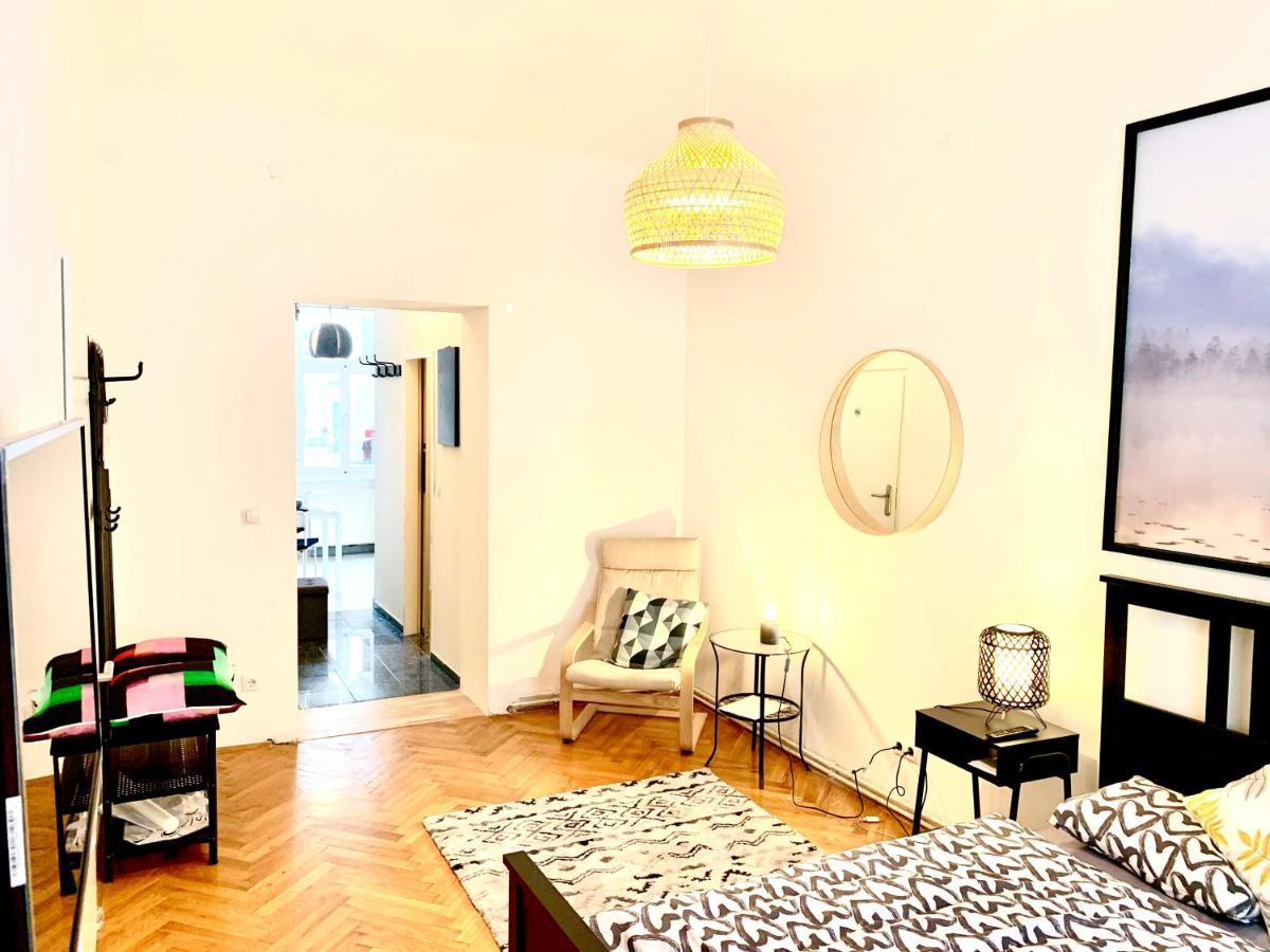 Urban City Retreat - By Nahuen Suites Γκρατς Εξωτερικό φωτογραφία